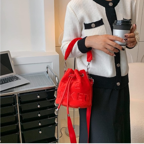 - RED SOFT MINI HOBO Bucket Bag 4 Women with Crossbody Strap & Drawstring bag - Picture 3 of 8